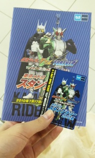 �s������