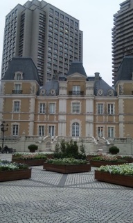 �������[��`